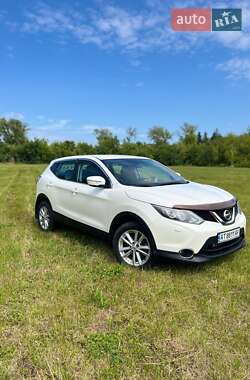 Позашляховик / Кросовер Nissan Qashqai 2014 в Городенці