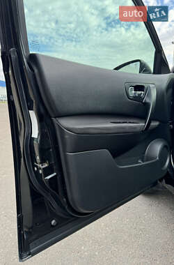 Внедорожник / Кроссовер Nissan Qashqai 2008 в 