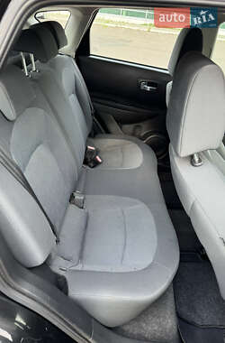 Внедорожник / Кроссовер Nissan Qashqai 2008 в 