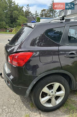 Внедорожник / Кроссовер Nissan Qashqai 2009 в 