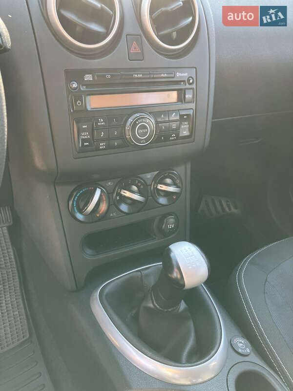 Внедорожник / Кроссовер Nissan Qashqai 2010 в Гайсине