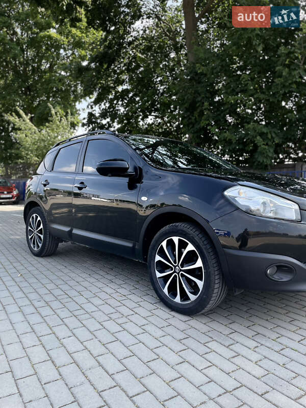 Внедорожник / Кроссовер Nissan Qashqai 2013 в Тернополе
