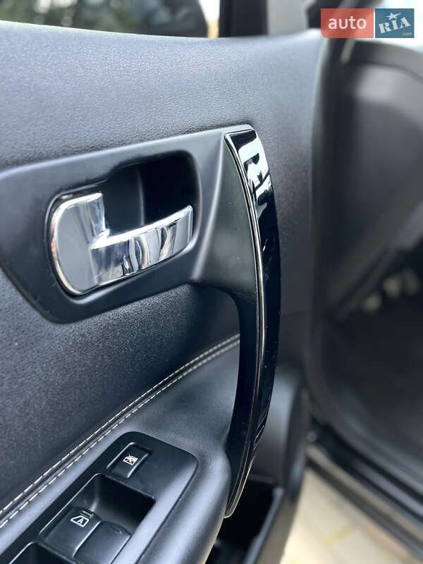 Внедорожник / Кроссовер Nissan Qashqai 2013 в Тернополе