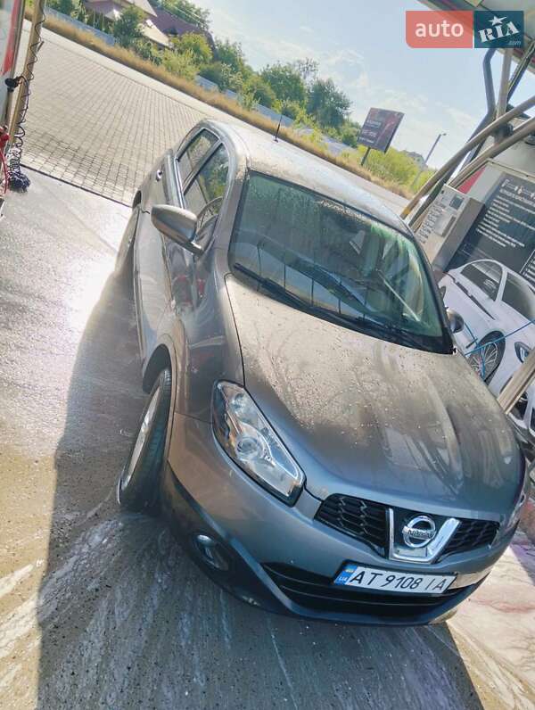 Позашляховик / Кросовер Nissan Qashqai 2013 в Івано-Франківську