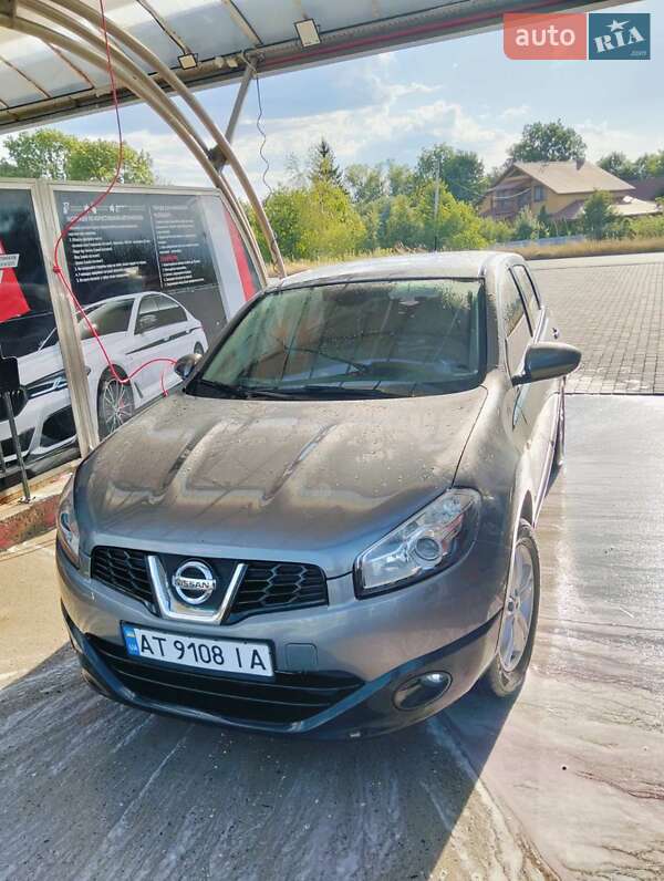 Позашляховик / Кросовер Nissan Qashqai 2013 в Івано-Франківську