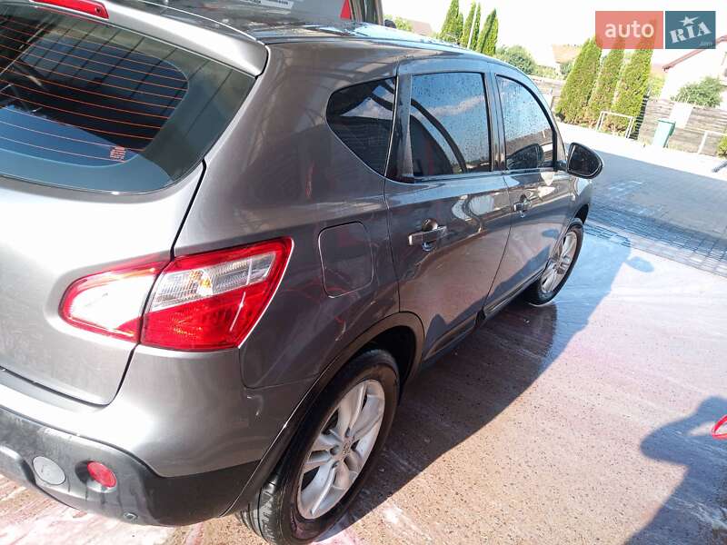 Позашляховик / Кросовер Nissan Qashqai 2013 в Івано-Франківську