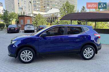 Внедорожник / Кроссовер Nissan Qashqai 2017 в 