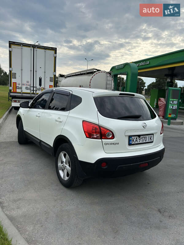Внедорожник / Кроссовер Nissan Qashqai 2010 в Киеве