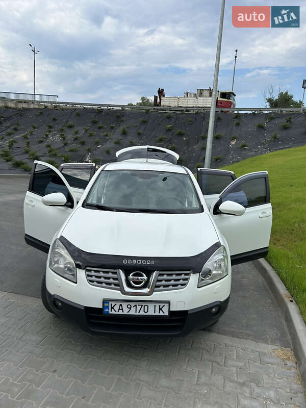 Внедорожник / Кроссовер Nissan Qashqai 2010 в Киеве