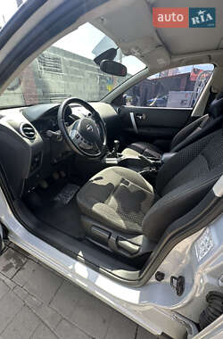 Внедорожник / Кроссовер Nissan Qashqai 2008 в 