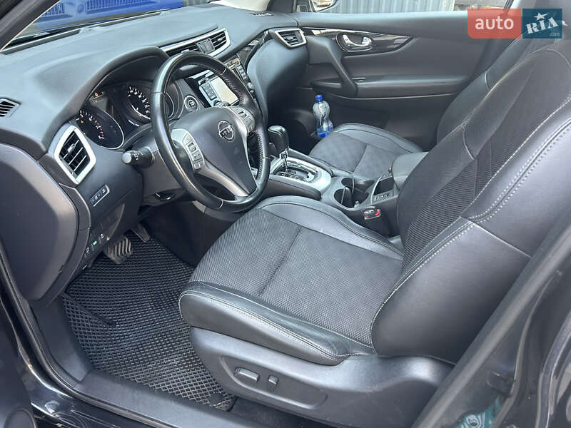 Внедорожник / Кроссовер Nissan Qashqai 2016 в Конотопе