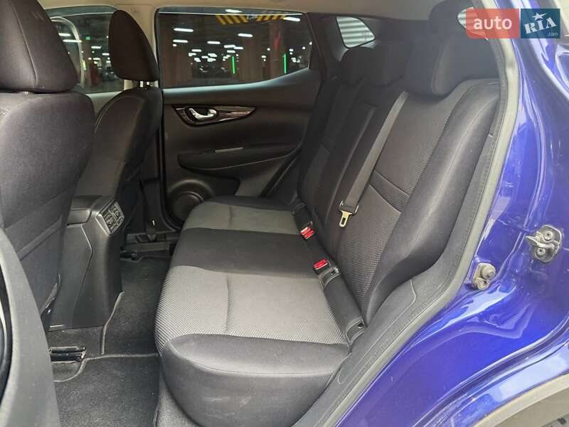Внедорожник / Кроссовер Nissan Qashqai 2017 в Киеве