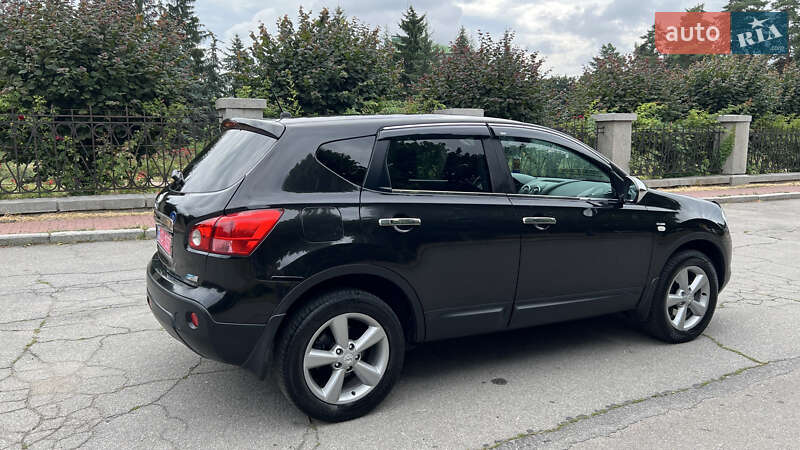 Внедорожник / Кроссовер Nissan Qashqai 2010 в Умани
