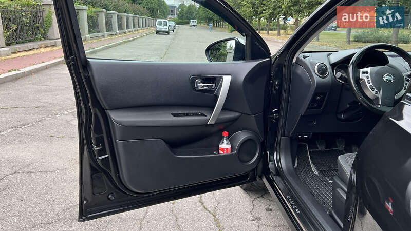 Внедорожник / Кроссовер Nissan Qashqai 2010 в Умани