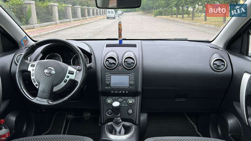 Внедорожник / Кроссовер Nissan Qashqai 2010 в Умани