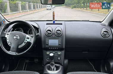 Внедорожник / Кроссовер Nissan Qashqai 2010 в 