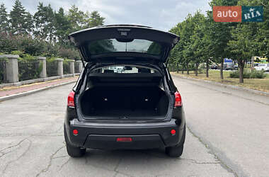 Внедорожник / Кроссовер Nissan Qashqai 2010 в 