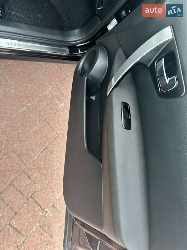Позашляховик / Кросовер Nissan Qashqai 2009 в Трускавці