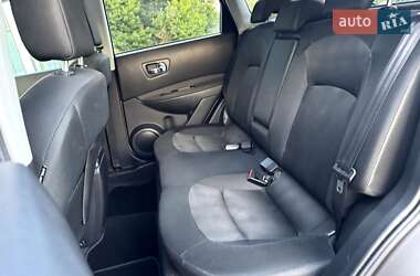 Внедорожник / Кроссовер Nissan Qashqai 2012 в 
