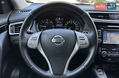 Внедорожник / Кроссовер Nissan Qashqai 2015 в 