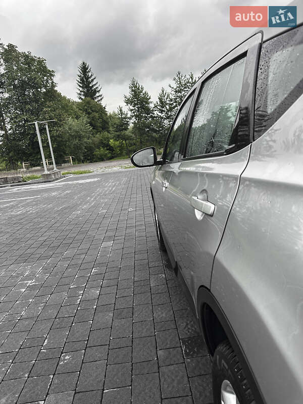 Внедорожник / Кроссовер Nissan Qashqai 2013 в Самборе