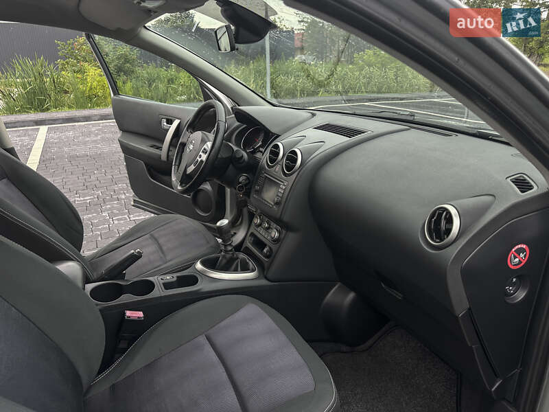 Внедорожник / Кроссовер Nissan Qashqai 2013 в Самборе