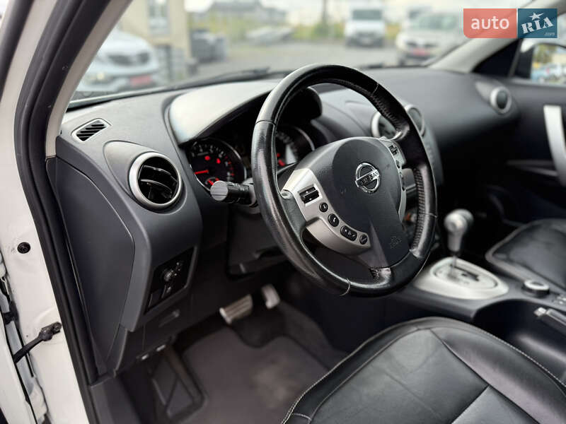 Внедорожник / Кроссовер Nissan Qashqai 2012 в Ровно