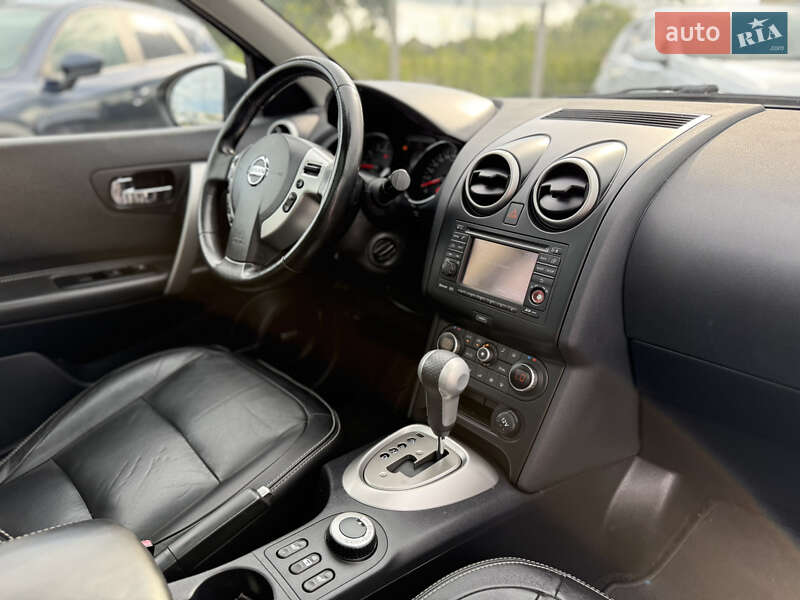 Внедорожник / Кроссовер Nissan Qashqai 2012 в Ровно