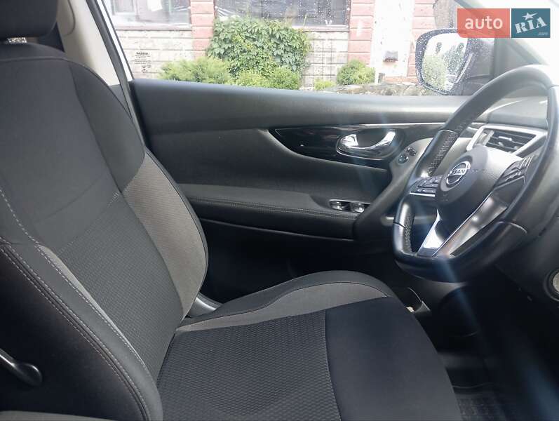 Внедорожник / Кроссовер Nissan Qashqai 2020 в Луцке