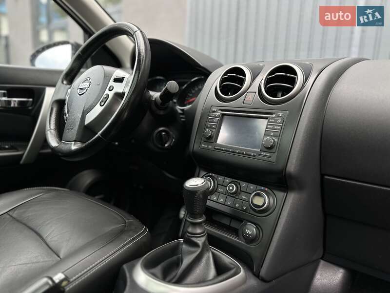 Внедорожник / Кроссовер Nissan Qashqai 2011 в Ивано-Франковске