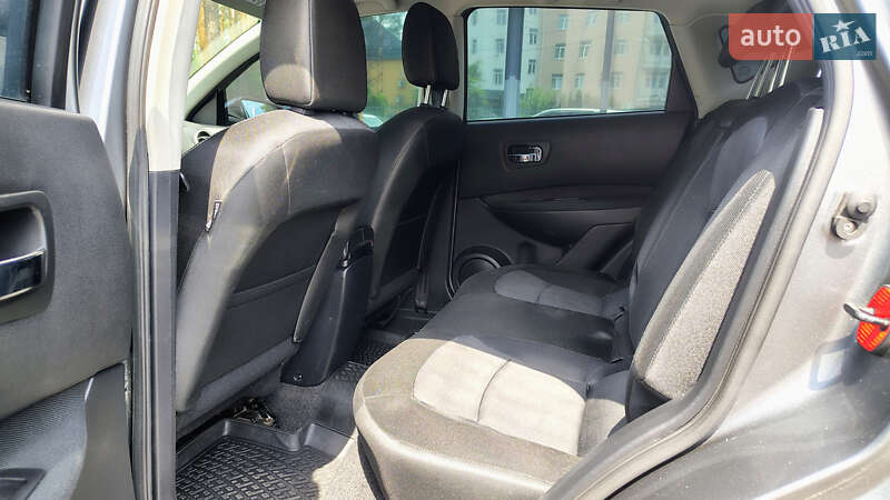 Позашляховик / Кросовер Nissan Qashqai 2013 в Києві