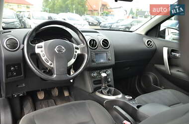 Внедорожник / Кроссовер Nissan Qashqai 2012 в 