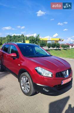 Внедорожник / Кроссовер Nissan Qashqai 2013 в 