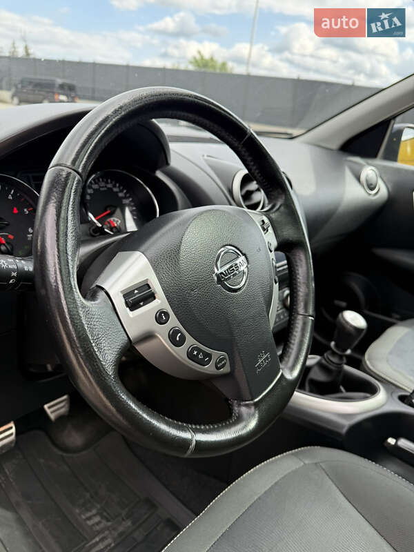 Внедорожник / Кроссовер Nissan Qashqai 2011 в Луцке