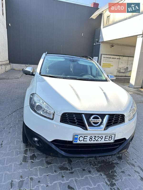 Позашляховик / Кросовер Nissan Qashqai 2013 в Чернівцях