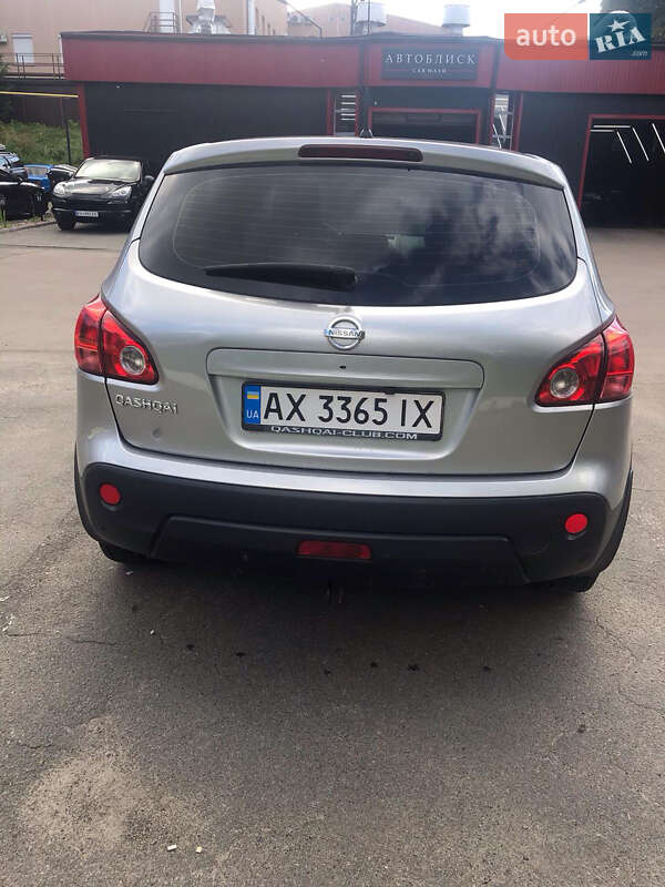 Позашляховик / Кросовер Nissan Qashqai 2008 в Києві