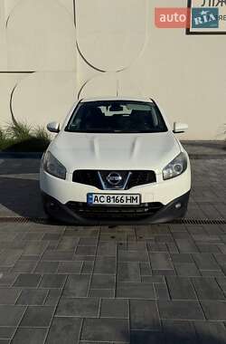 Позашляховик / Кросовер Nissan Qashqai 2012 в Луцьку