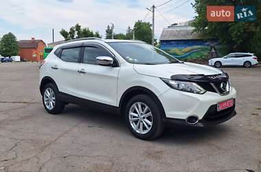 Внедорожник / Кроссовер Nissan Qashqai 2016 в Новоархангельске