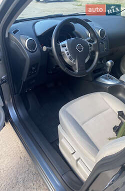 Внедорожник / Кроссовер Nissan Qashqai 2012 в 