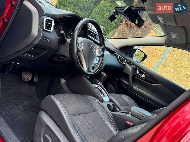 Позашляховик / Кросовер Nissan Qashqai 2016 в Дніпрі