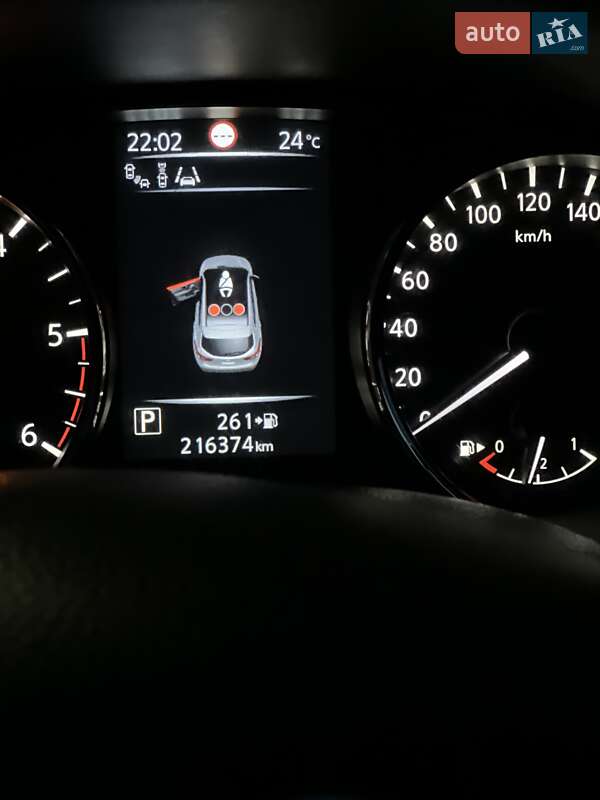 Позашляховик / Кросовер Nissan Qashqai 2015 в Луцьку фото 4 Позашляховик / Кросовер Nissan Qashqai 2015 в Луцьку