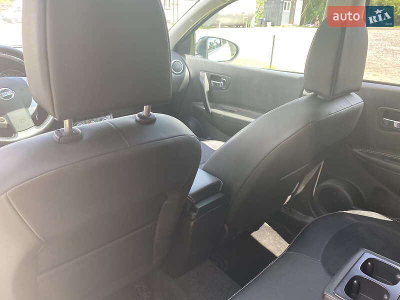 Внедорожник / Кроссовер Nissan Qashqai 2013 в Нововолынске