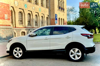 Позашляховик / Кросовер Nissan Qashqai 2019 в Полтаві