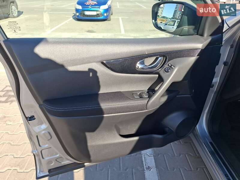 Внедорожник / Кроссовер Nissan Qashqai 2017 в Киеве