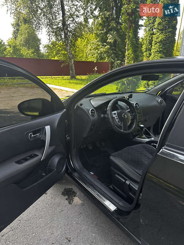 Позашляховик / Кросовер Nissan Qashqai 2008 в Кореці