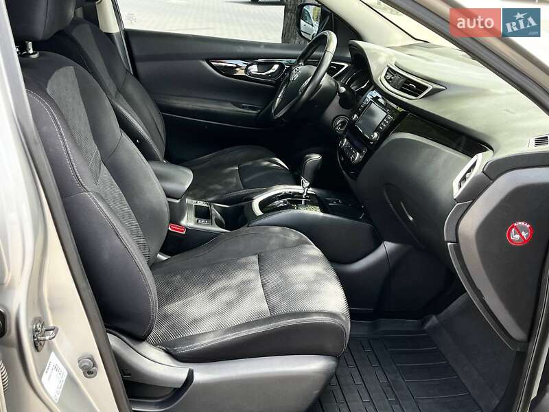 Внедорожник / Кроссовер Nissan Qashqai 2016 в Днепре