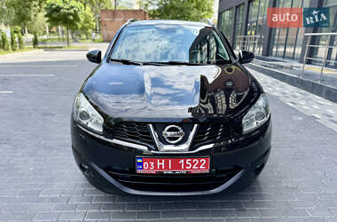Позашляховик / Кросовер Nissan Qashqai 2010 в 