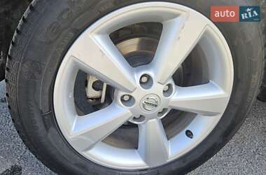 Внедорожник / Кроссовер Nissan Qashqai 2009 в 