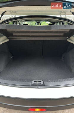 Внедорожник / Кроссовер Nissan Qashqai 2013 в 