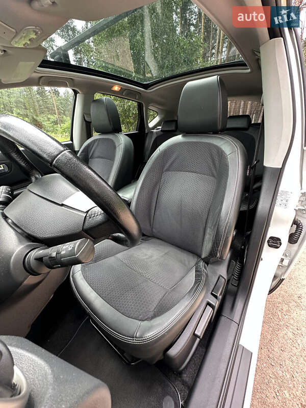 Позашляховик / Кросовер Nissan Qashqai 2013 в Білогородці